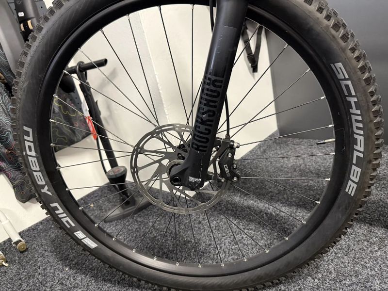 CUBE Stereo Hybrid 140HPC RACE 625 vel.M 1696 KM KARBON