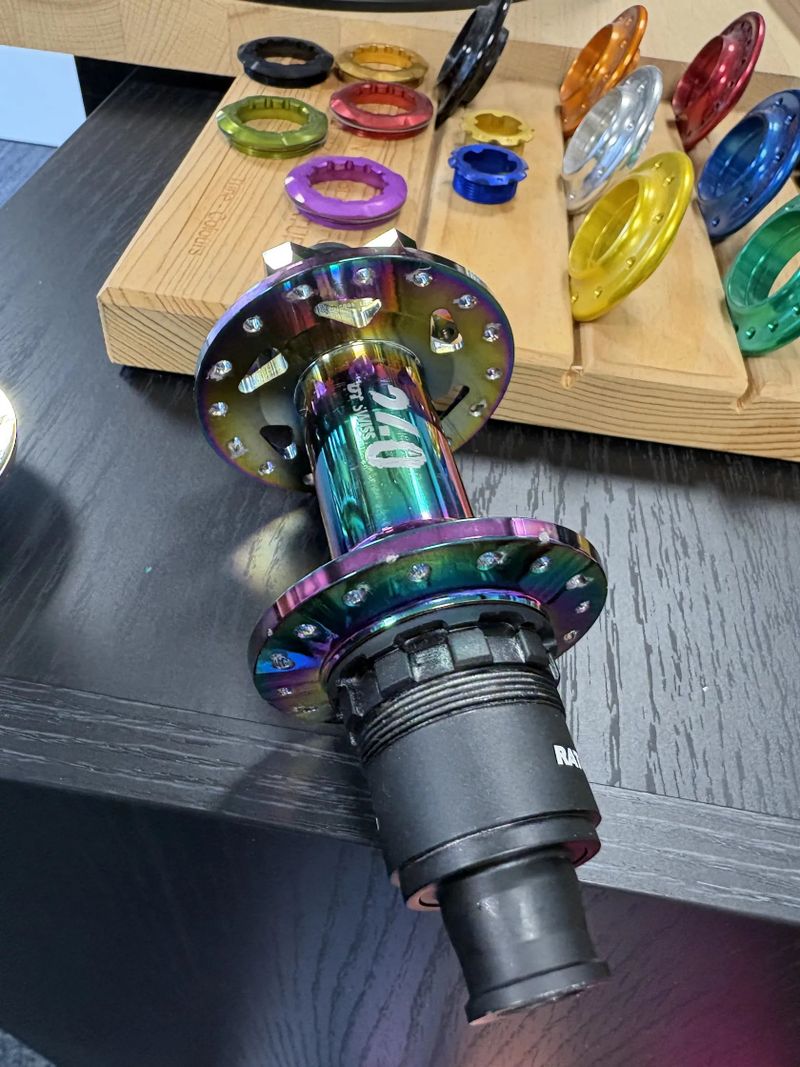 DT Swiss 240 limited