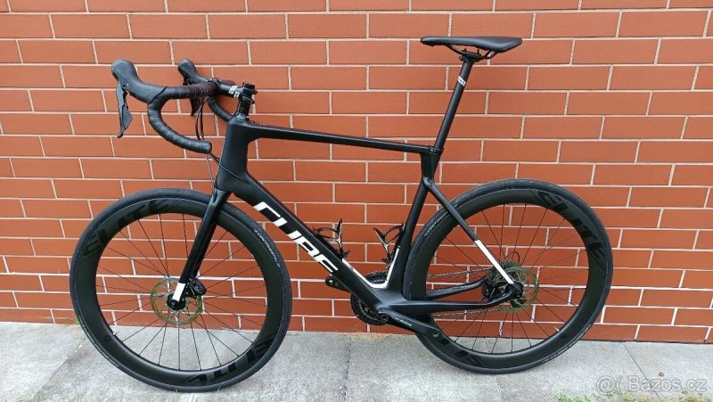 CUBE Agree C:62, Shimano 105, vel. 60