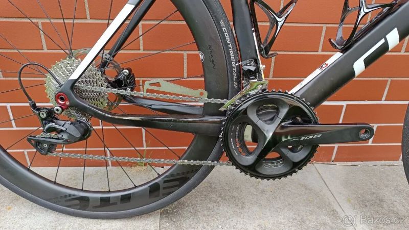 CUBE Agree C:62, Shimano 105, vel. 60