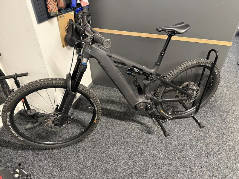 CUBE Stereo Hybrid ONE77 HPC SLX 800 vel.M 2025 426km