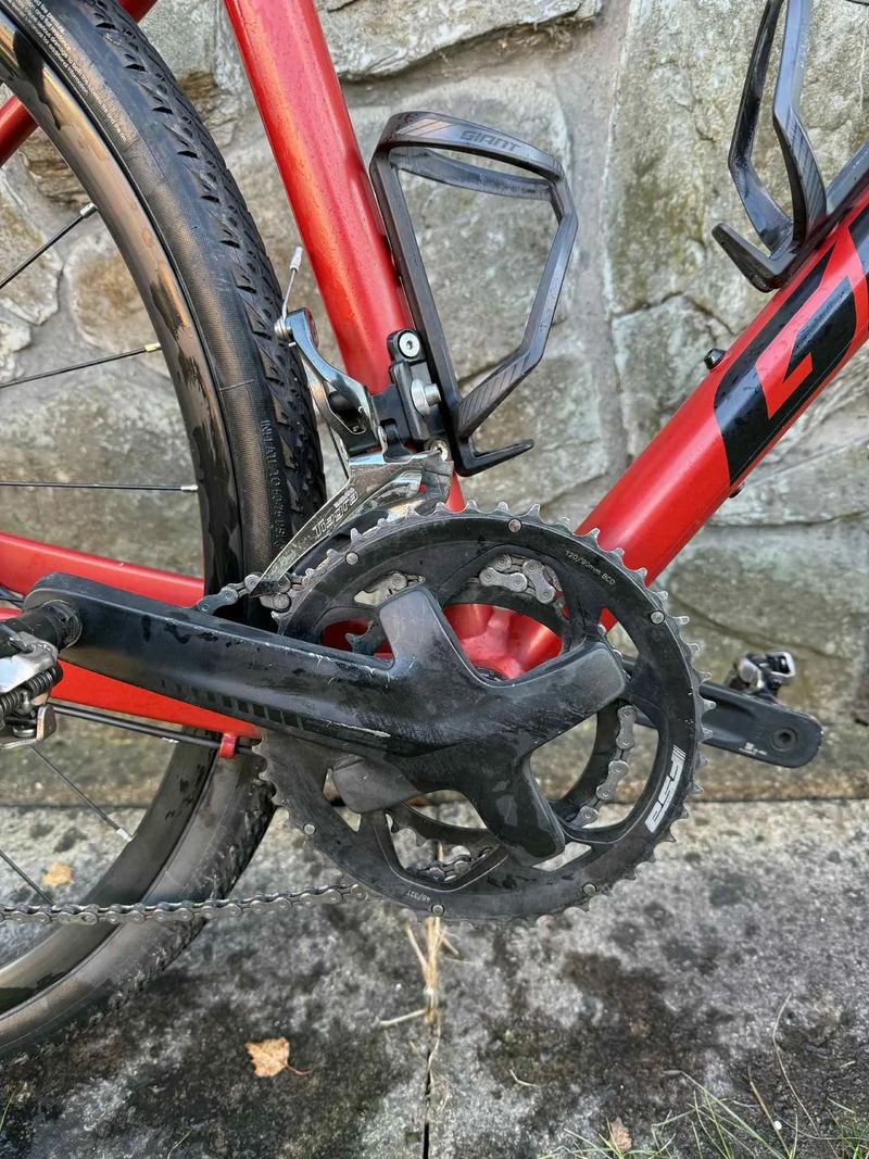 Giant Revolt 1 (2023) – M/L, Grenadine