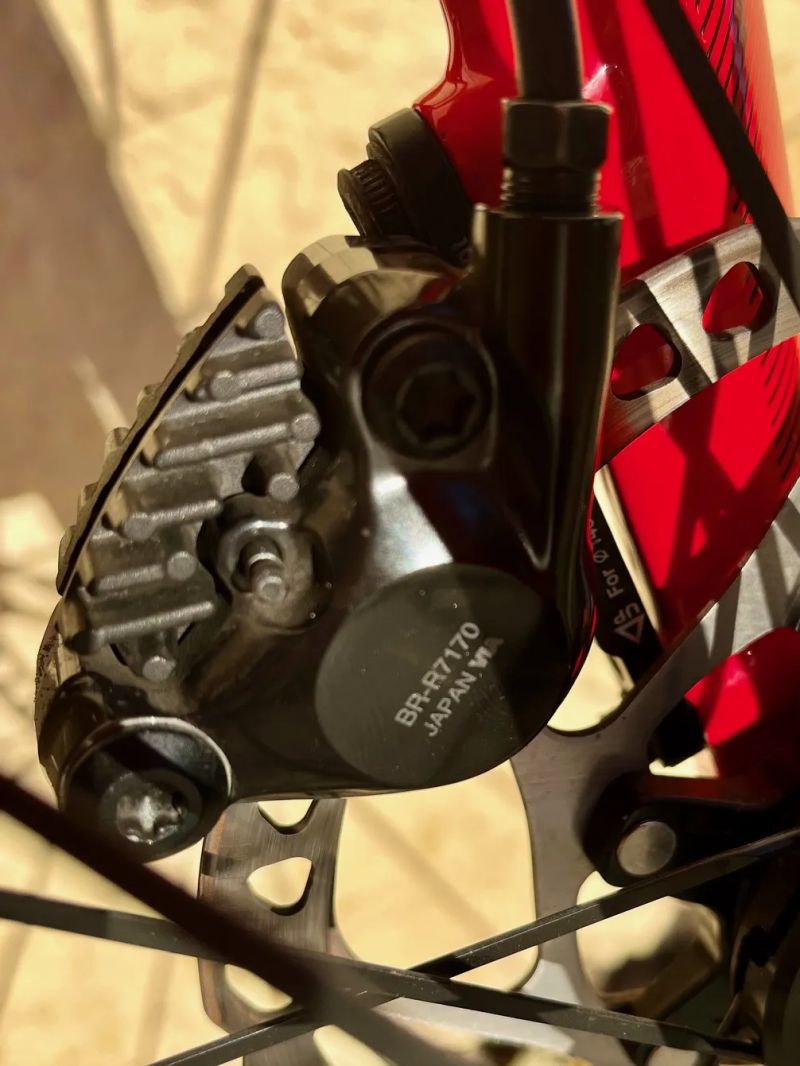 Prodám silniční kolo AUTHOR CHARISMA 55i 2x12r. 2025