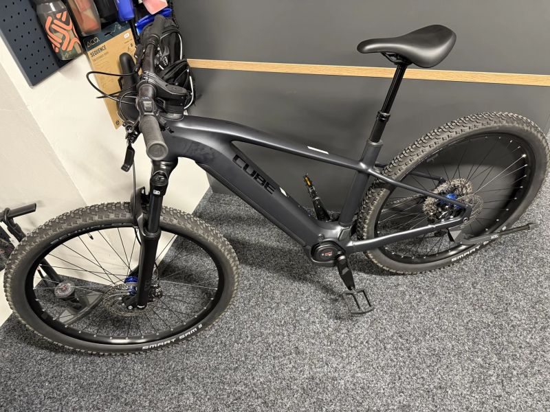 CUBE Reaction Hybrid PRO 600 vel.L 2025 231km L č.1