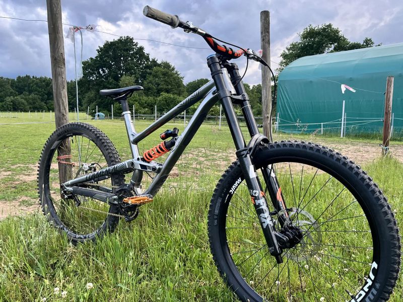 Commencal Clash Park Setup