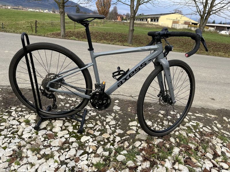 Gravel Axess GRX