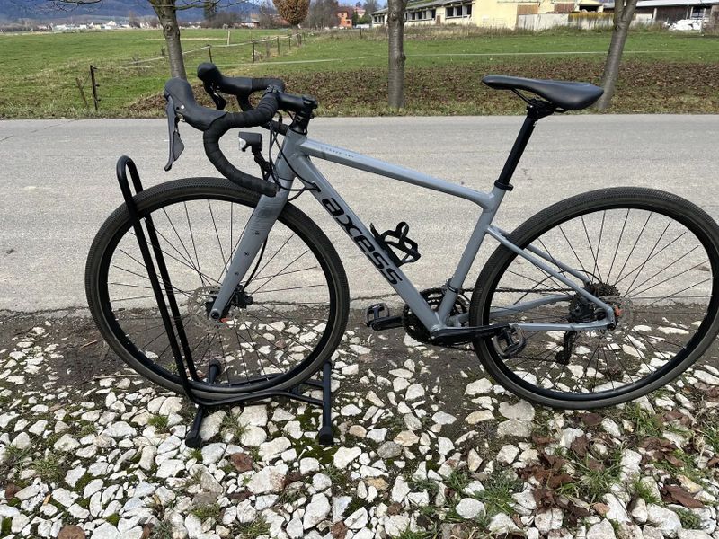 Gravel Axess GRX