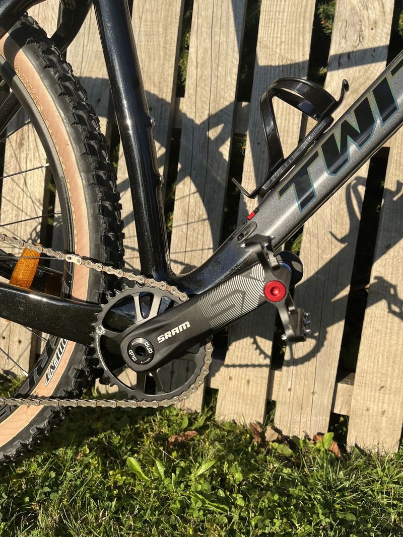 NOVÝ carbon TWITTER PREDATORpro XT 29" vel.L 1x12