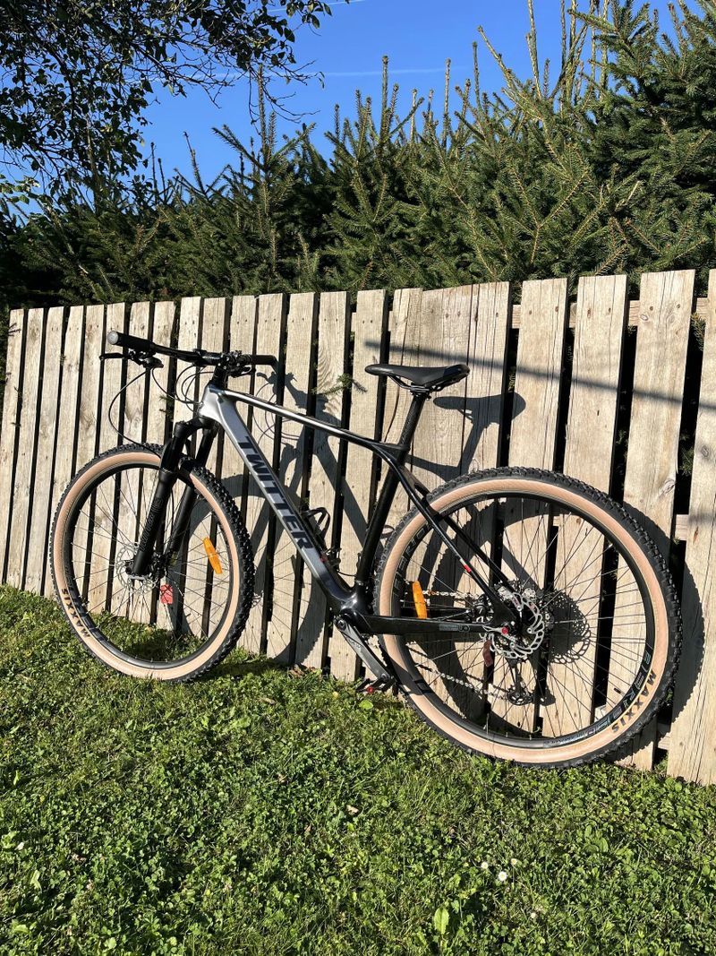 NOVÝ carbon TWITTER PREDATORpro XT 29" vel.L 2x12