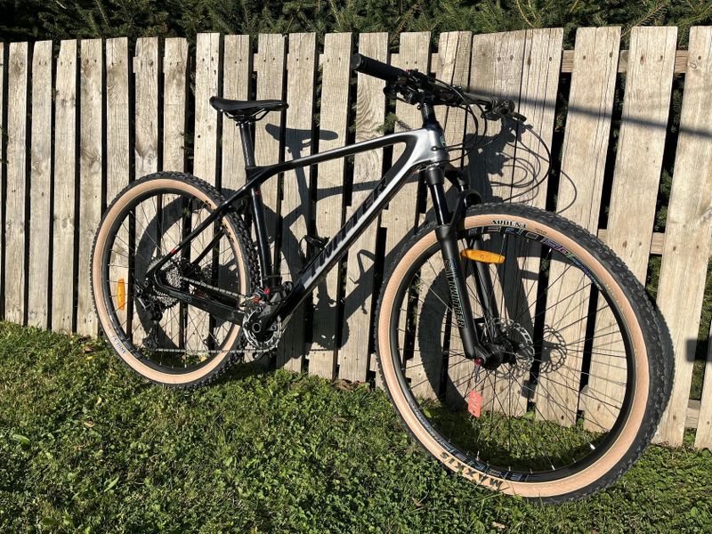 NOVÝ carbon TWITTER PREDATORpro XT 29" vel.L 2x12