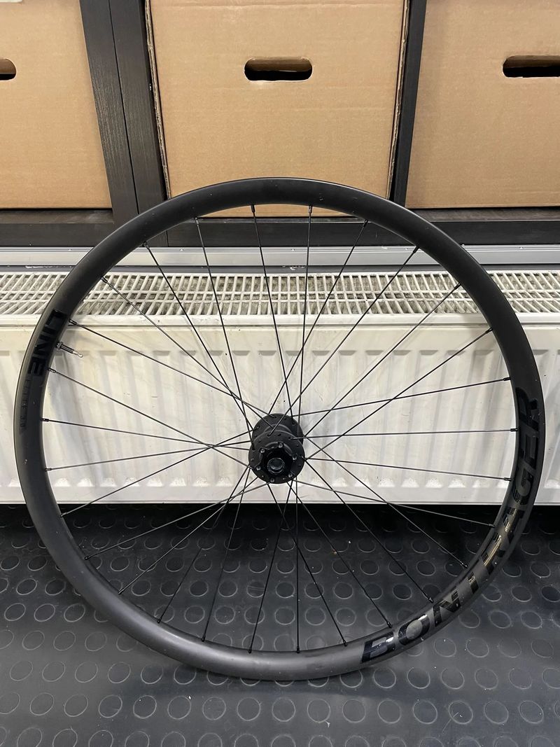 Bontrager Line Elite 30 TLR Boost 29/27,5 karbon