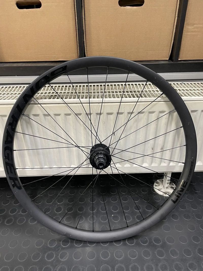 Bontrager Line Elite 30 TLR Boost 29/27,5 karbon