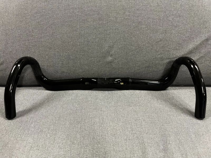 Gravel karbonová řidítka Basso