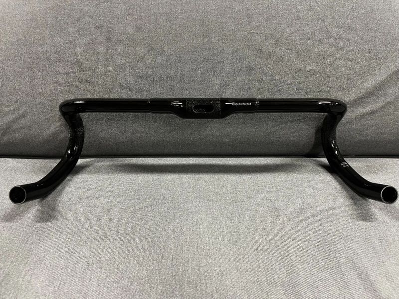 Gravel karbonová řidítka Basso