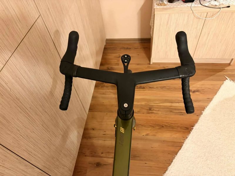 Superior X-Road Carbon