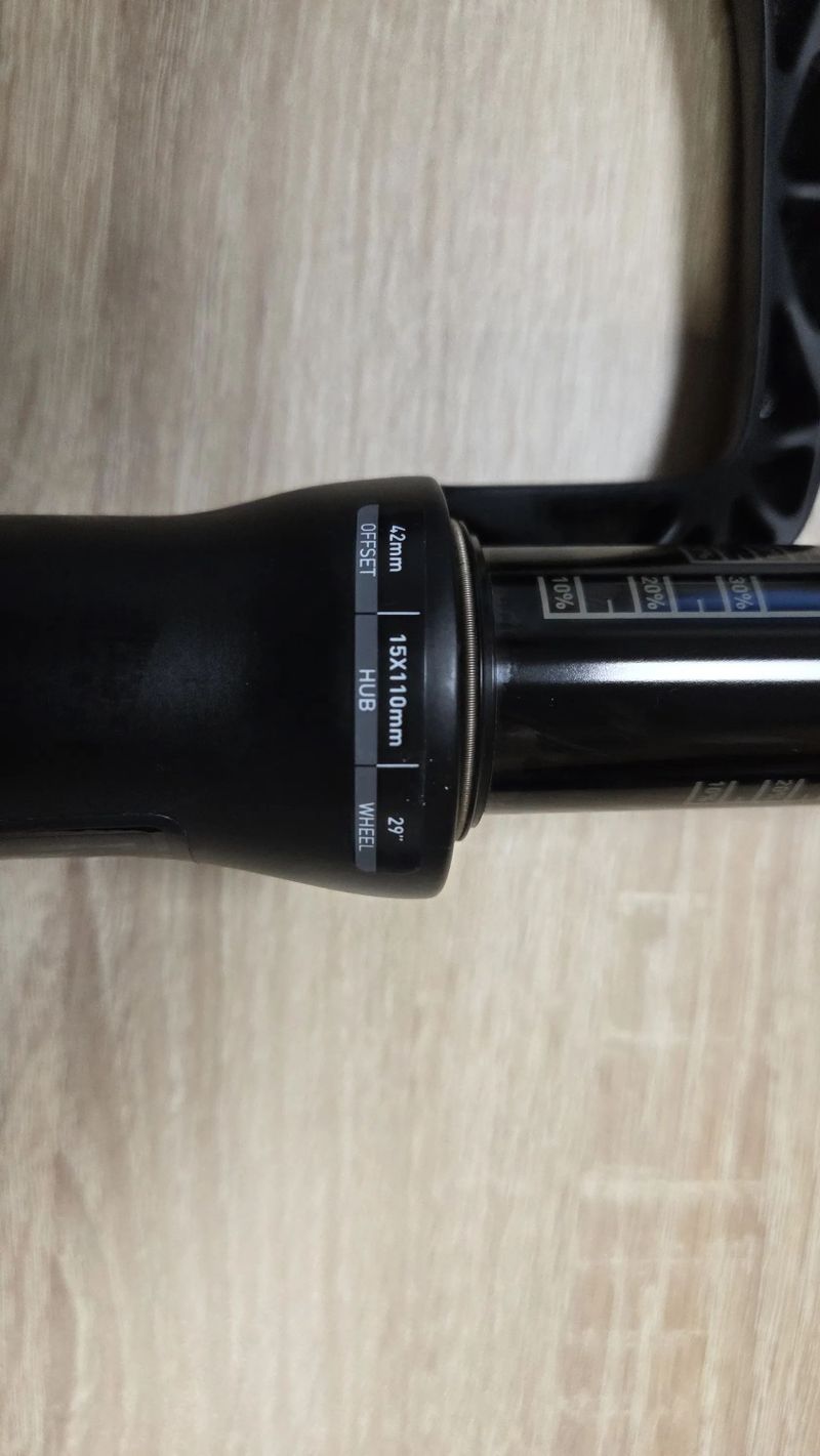 Rock Shox Reba RL 29