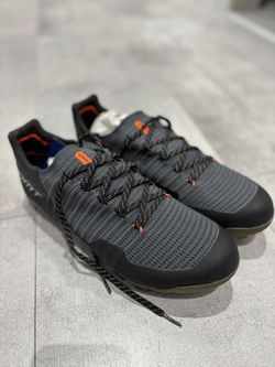 DMT GK1 Gravel tretry, antracit