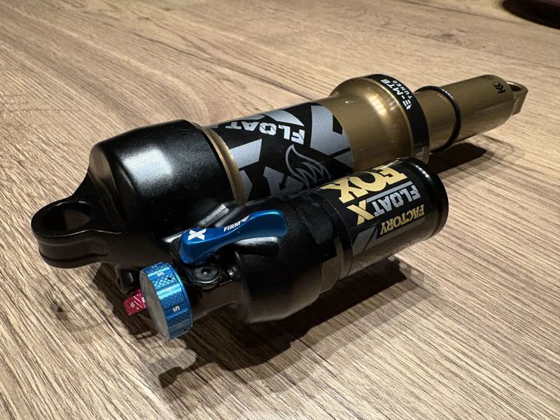 Fox Float X 230x65 E-mtb tuned, jetý 200km