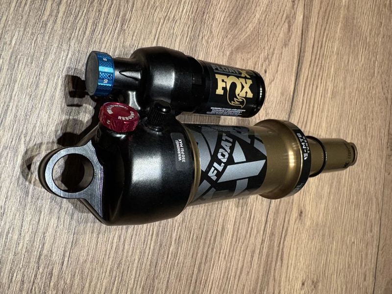 Fox Float X 230x65 E-mtb tuned, jetý 200km