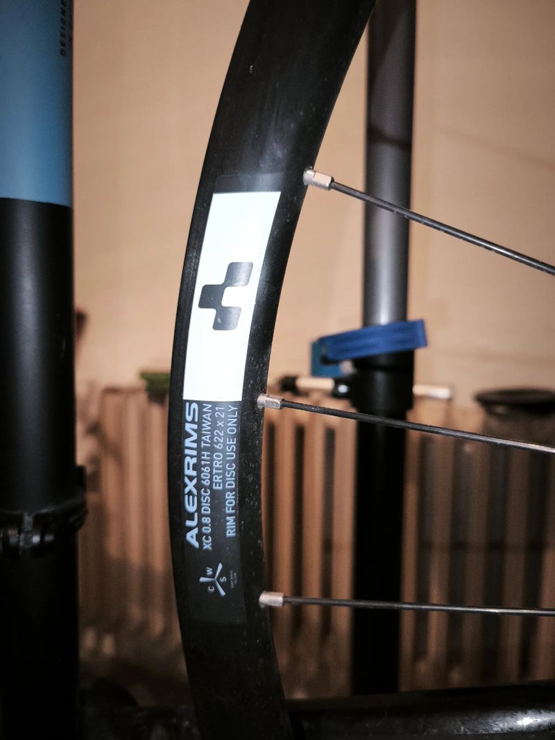 Prodám gravel Cube Nuroad Race