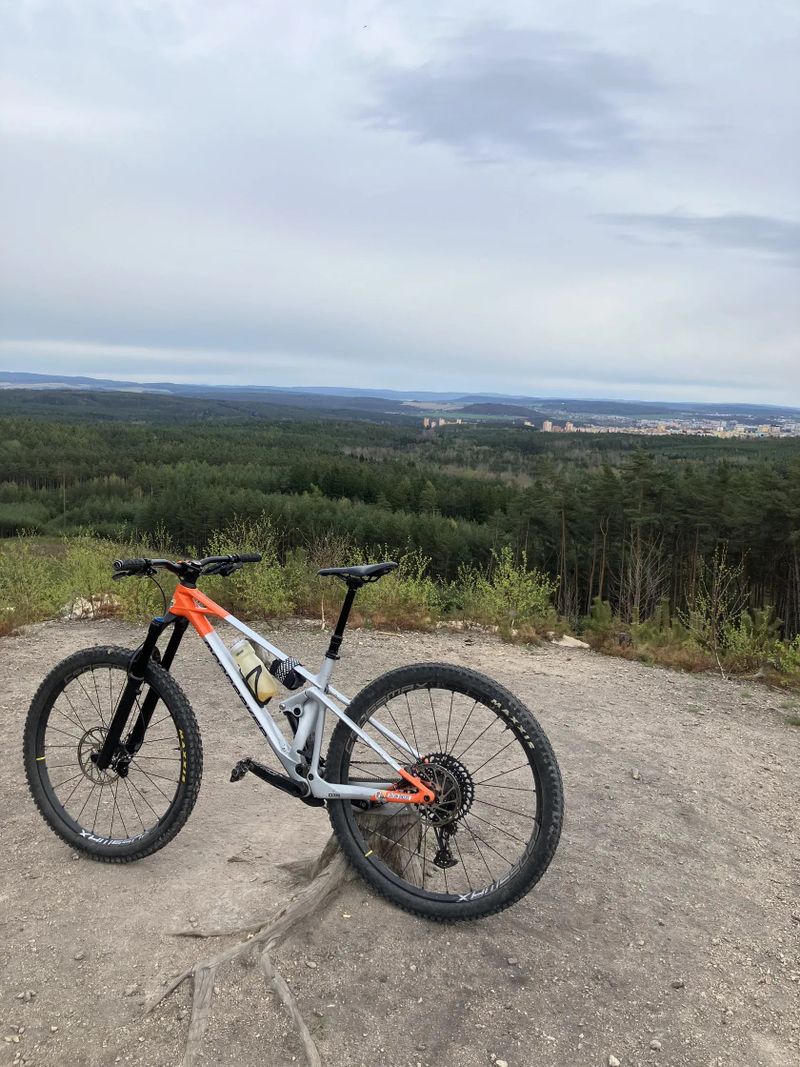 Mondraker Raze Carbon R - vel. M