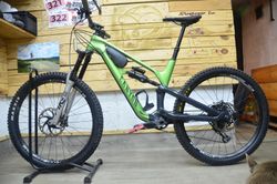 Canyon Spectral CF 7 vel. M + náhradní díly 