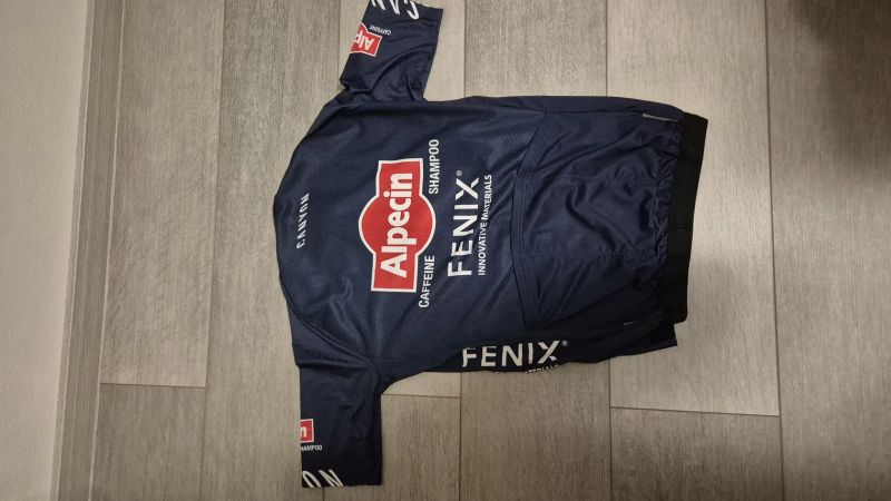Dres Alpecin Fenix, velikost 3, nový