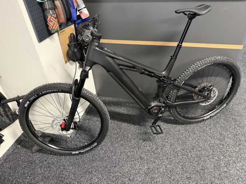 CUBE Stereo Hybrid ONE44 HPC RACE 800 vel.L a XL 2026 NOVÉ