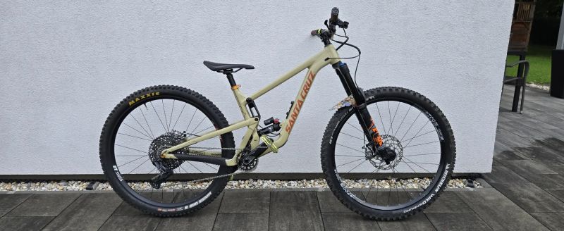 Santa Cruz Hightower