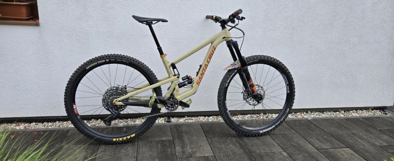 Santa Cruz Hightower