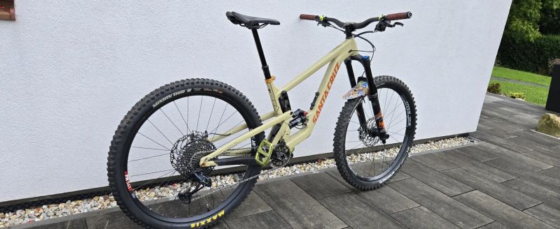 Santa Cruz Hightower