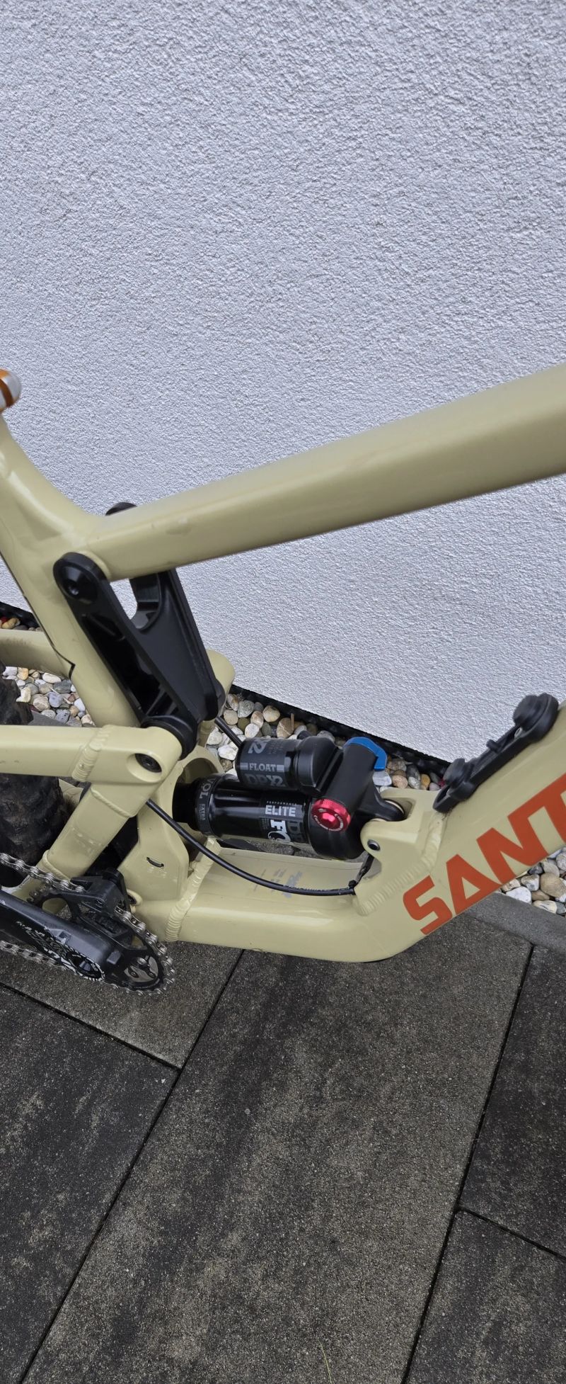 Santa Cruz Hightower