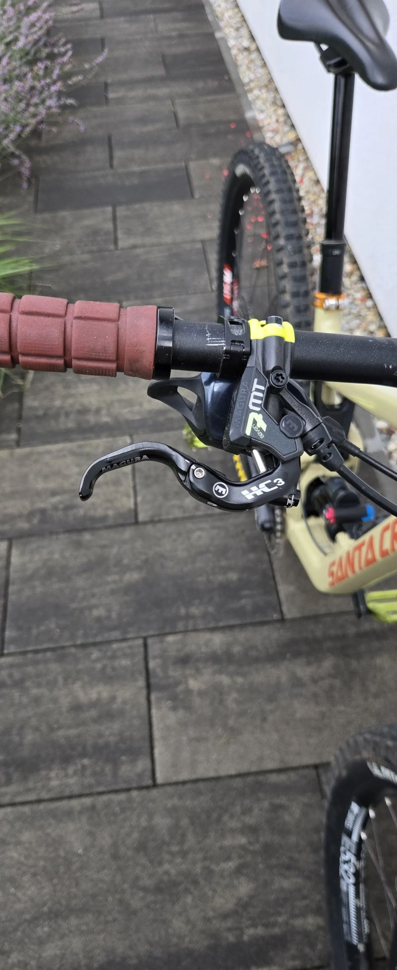 Santa Cruz Hightower