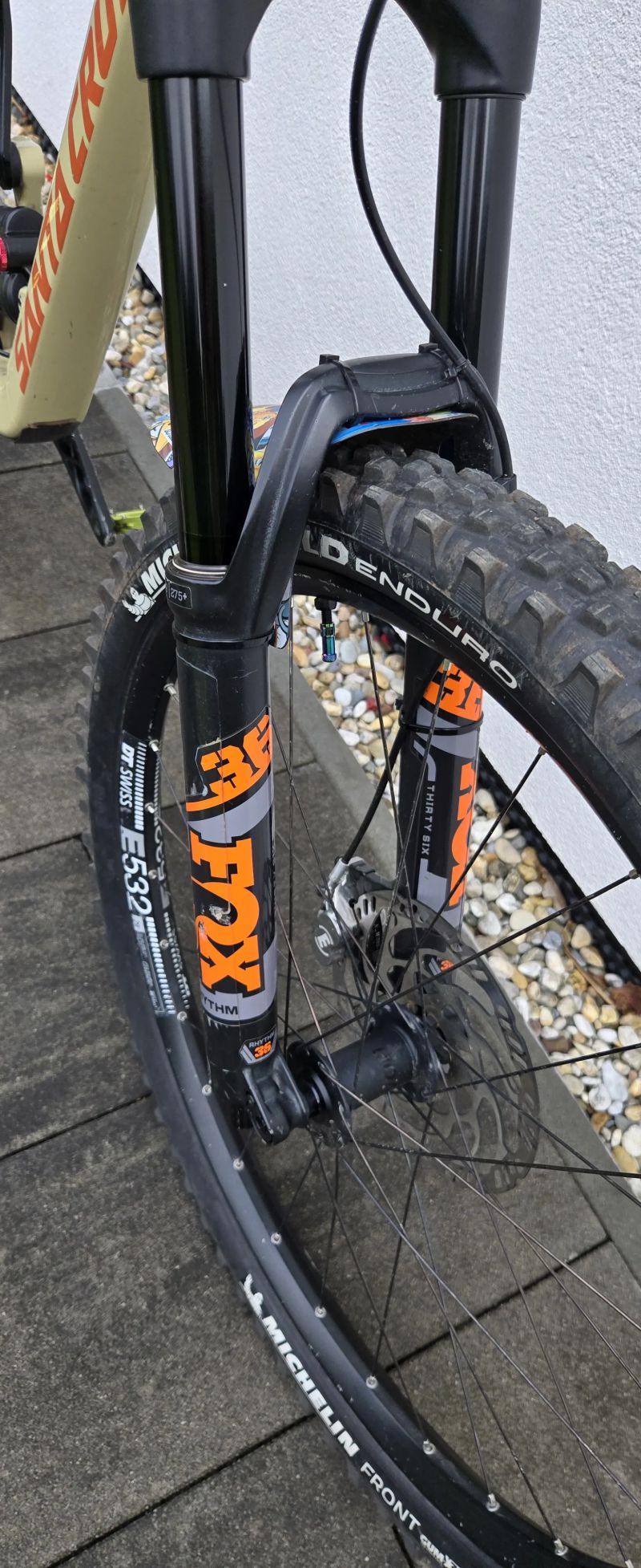 Santa Cruz Hightower