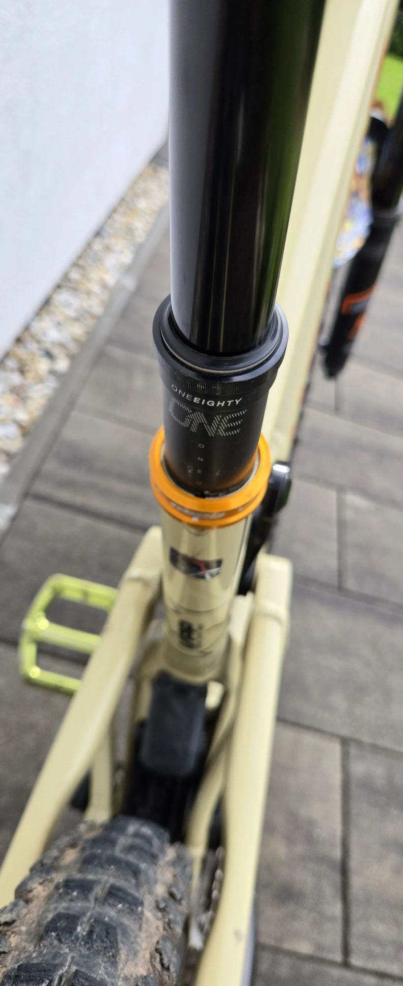 Santa Cruz Hightower