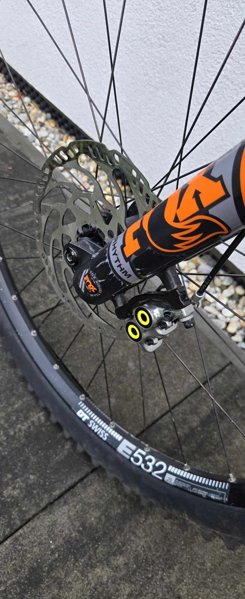 Santa Cruz Hightower