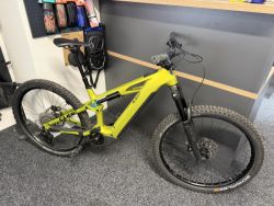 CUBE Stereo Hybrid ONE44 HPC RACE 800 vel.L 2025 1115km