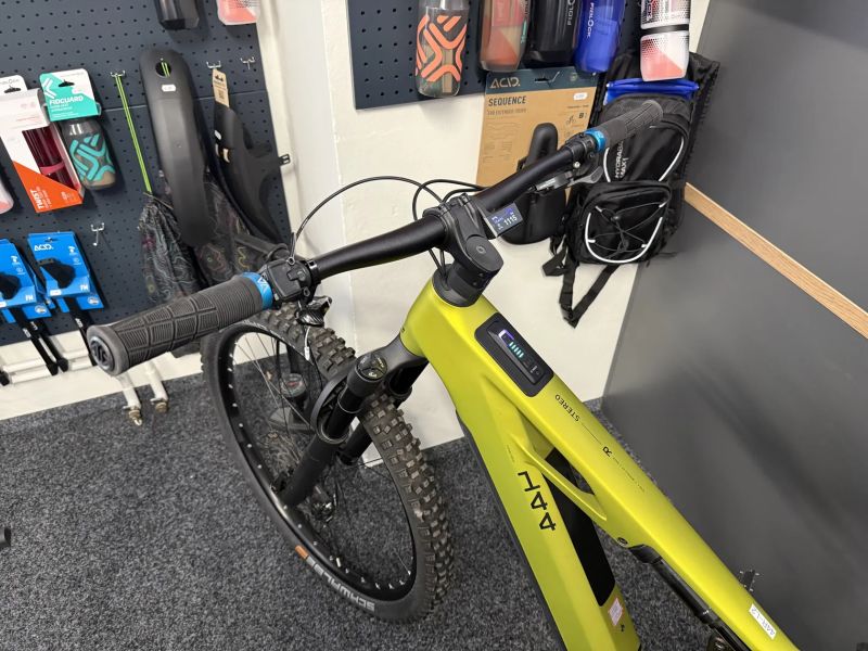 CUBE Stereo Hybrid ONE44 HPC RACE 800 vel.L 2025 1115km
