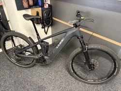 CUBE Stereo Hybrid ONE22 PRO 600 vel.L 2025 530km