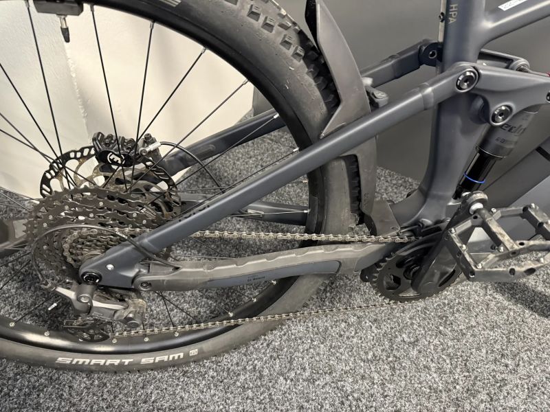 CUBE Stereo Hybrid ONE22 PRO 600 vel.L 2025 530km