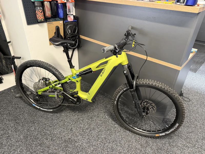 CUBE Stereo Hybrid ONE44 HPC RACE 800 vel.S 2025 1153km