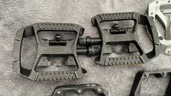 BBB DualChoice kombinované pedály