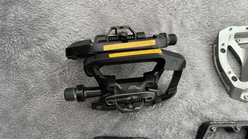 BBB DualChoice kombinované pedály