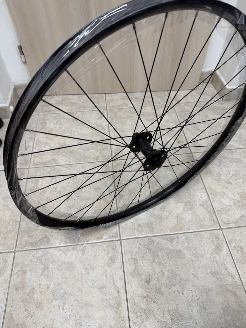 Predni kolo Remerx Ibex 29