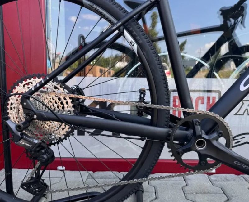 🔥🔥 SLEVA 17.000 -36% 🔥🔥 CTM KOYUK 3.0 SPE matt black / glossy black - 56,58 cm