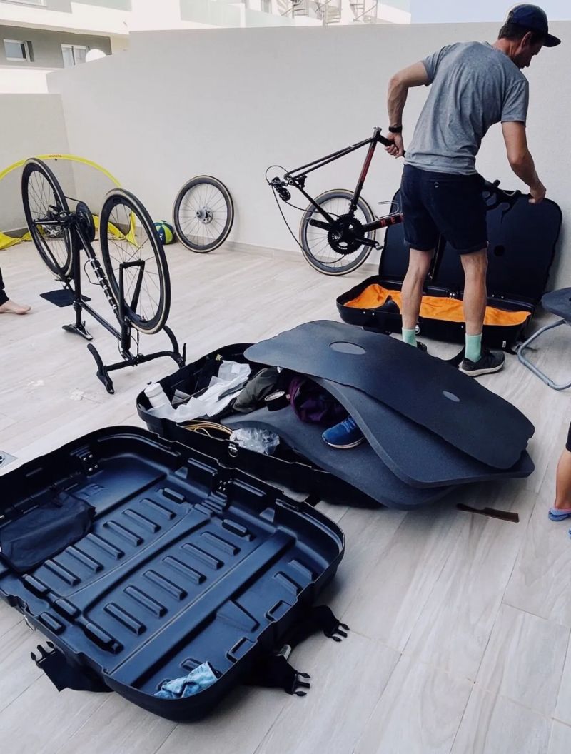 Půjčovna kufrů na kolo Thule