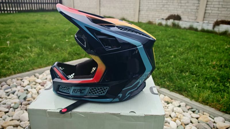 Fox Rampage Pro Carbon, Fox RPC, Přilba, Helma