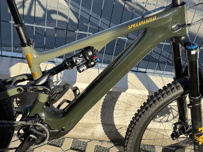 Specialized Levo SL Expert velikost S3 najeto 698Km + externí baterie ZDARMA