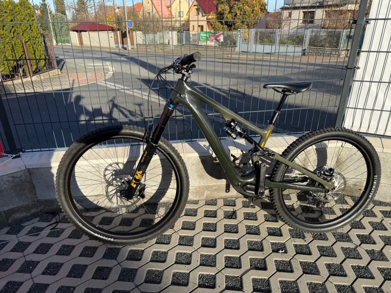 Specialized Levo SL Expert velikost S3 najeto 698Km + externí baterie ZDARMA