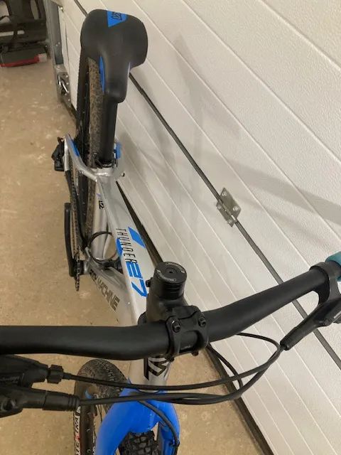 Rock Machine Thunder 27 HD LTD Silver/Blue